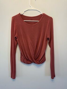 ALO Yoga Long Sleeve Twist Front Top - Rosewood